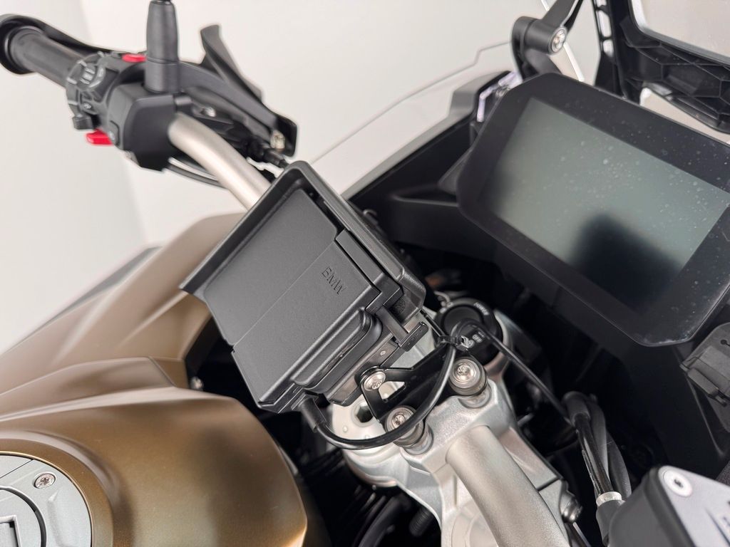 Fahrzeugabbildung BMW F850 GS ADVENTURE *NEUWERTIG *4 PAKETE *WENIG KM