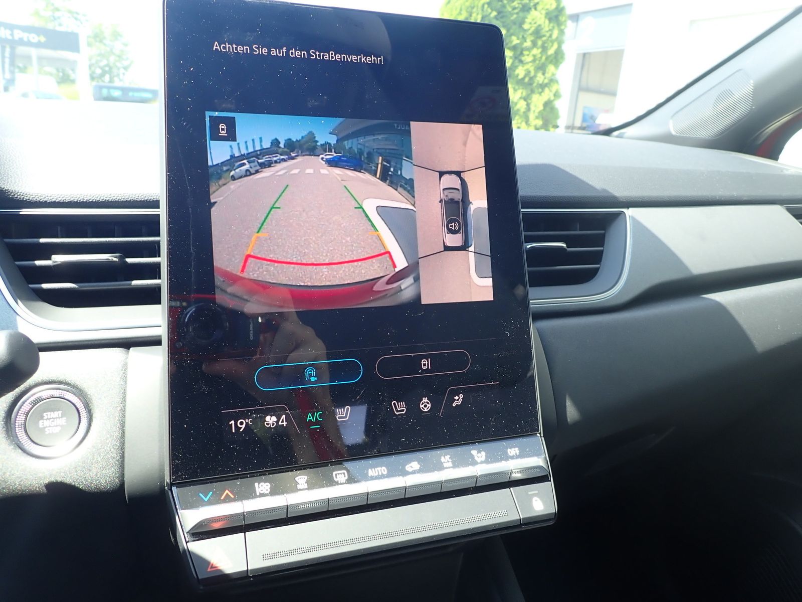 Fahrzeugabbildung Renault Captur Techno Full Hybrid E-Tech 160