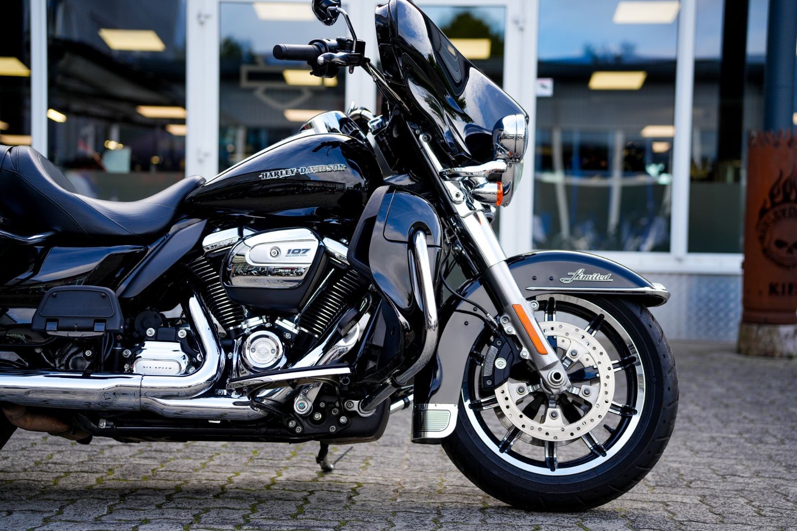 Fahrzeugabbildung Harley-Davidson ULTRA LIMITED FLHTK 107 CUI- Kesstech -