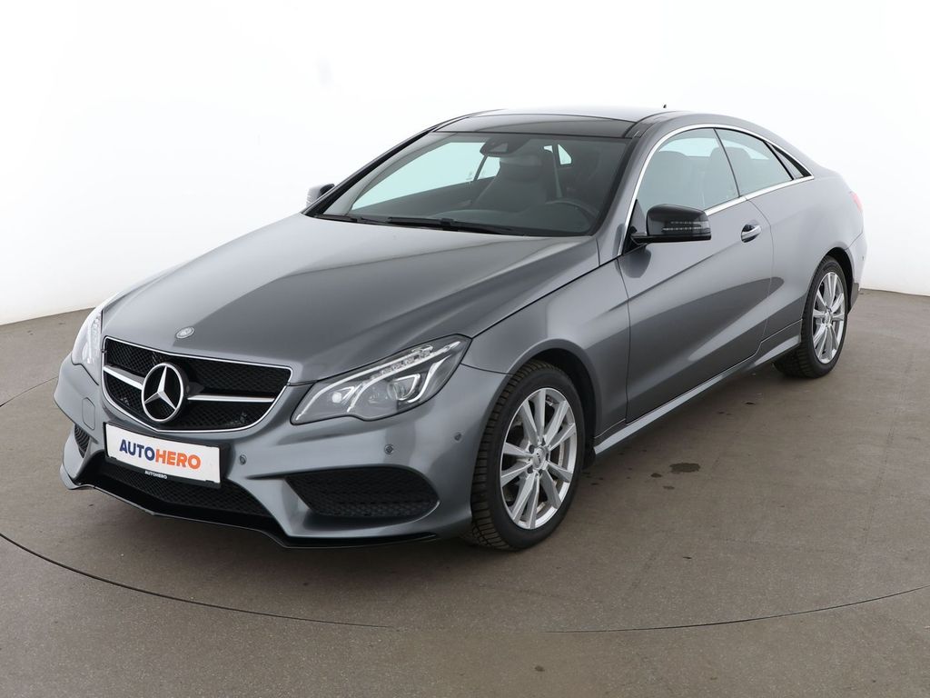 Image of Mercedes-Benz E 200