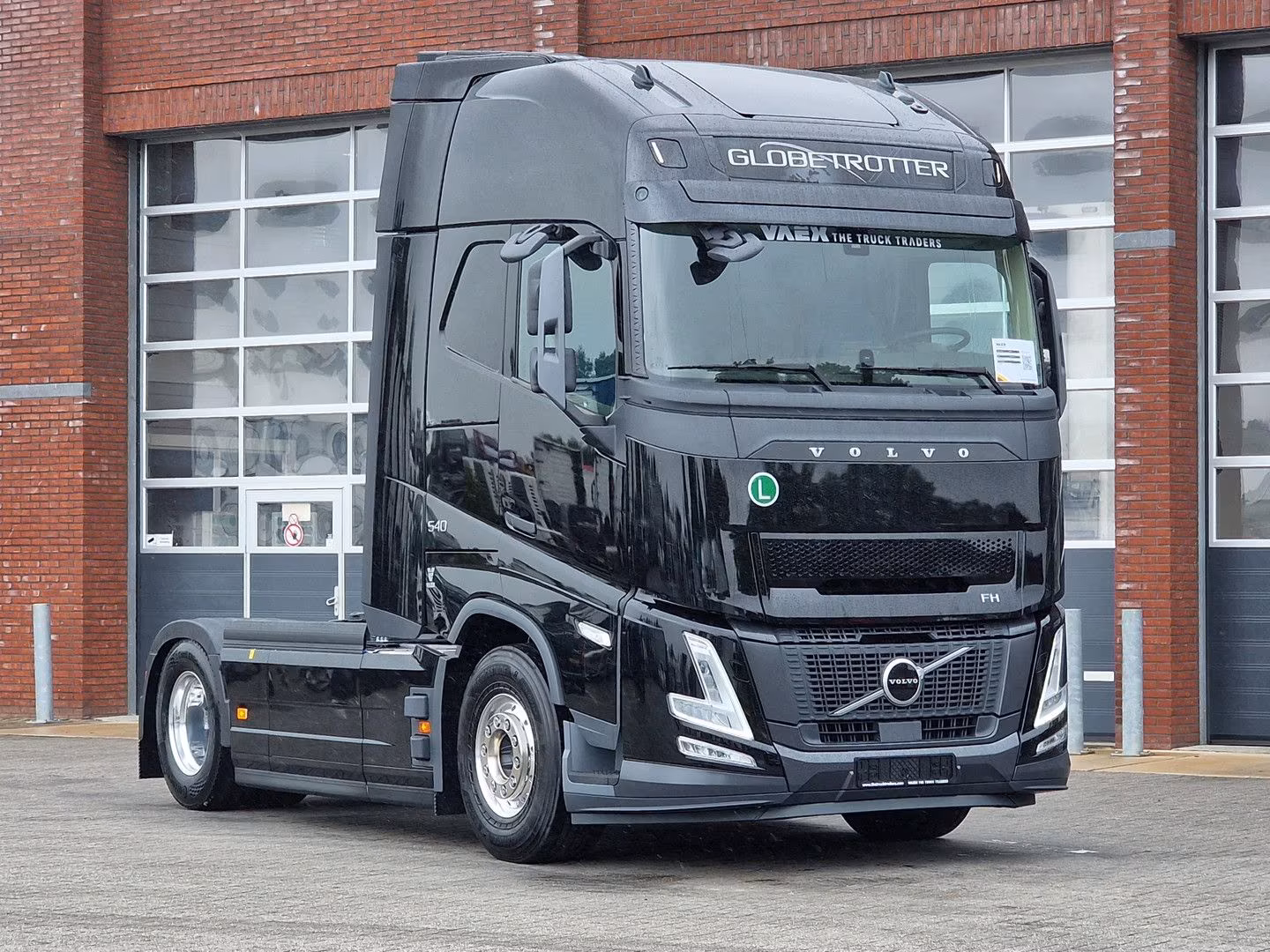 Volvo FH 13.540 Aero Globetrotter XL 4x2 - New - Full