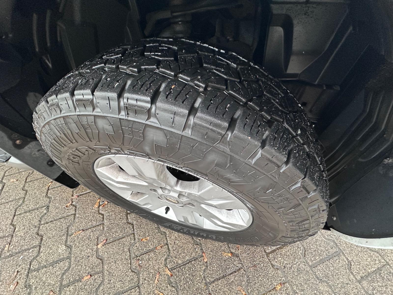 Nissan Pathfinder 2007 — photo 17