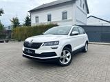 Skoda Karoq 1.0 TSI Ambition LED*SITZHZG*KLIMA*PDC*17" - Skoda Karoq Gebrauchtwagen in Hamburg