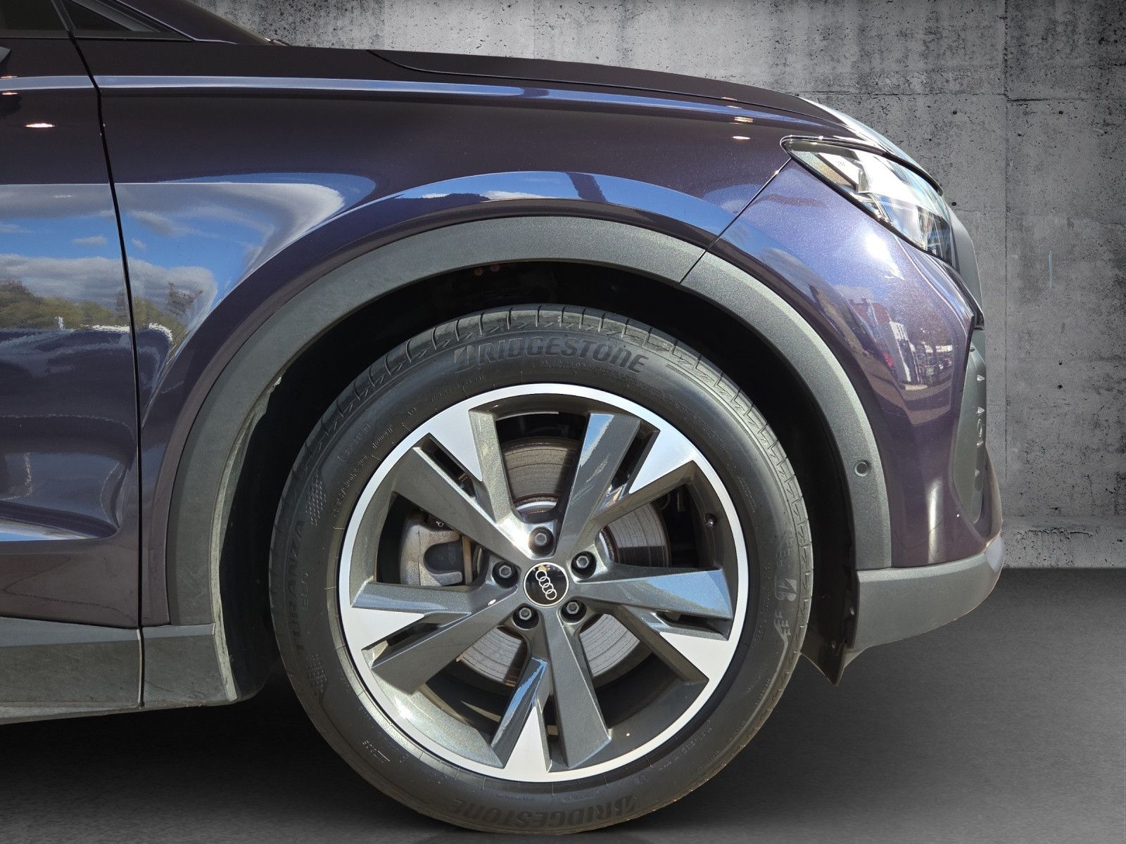Q4 Sportback 40 e-tron 150 kW 82 kWh 1-Gang AHK