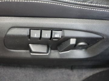 BMW X5 40d M-Paket Pano H&K LED STHZ 360K 20Alu