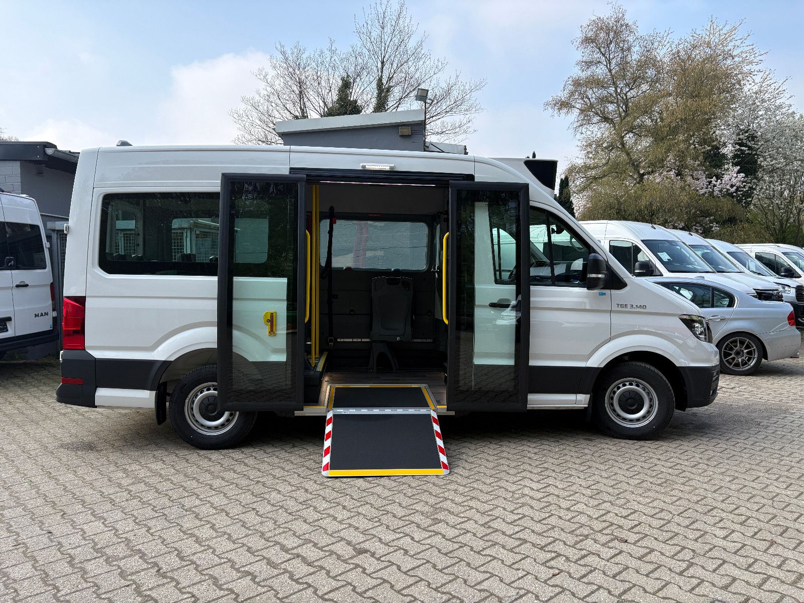 MAN TGE *Niederflurbus*KMP/BTW* Personentransport