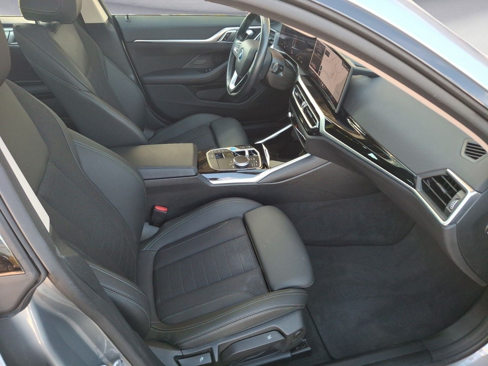 BMW i4 eDrive35 Navi Glasdach RFK Sitzheizung foto 14
