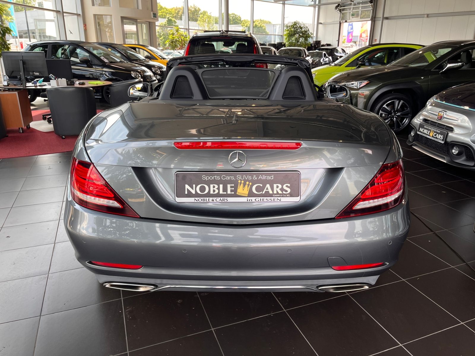 Fahrzeugabbildung Mercedes-Benz SLC 200 LEDER NAVI ALU