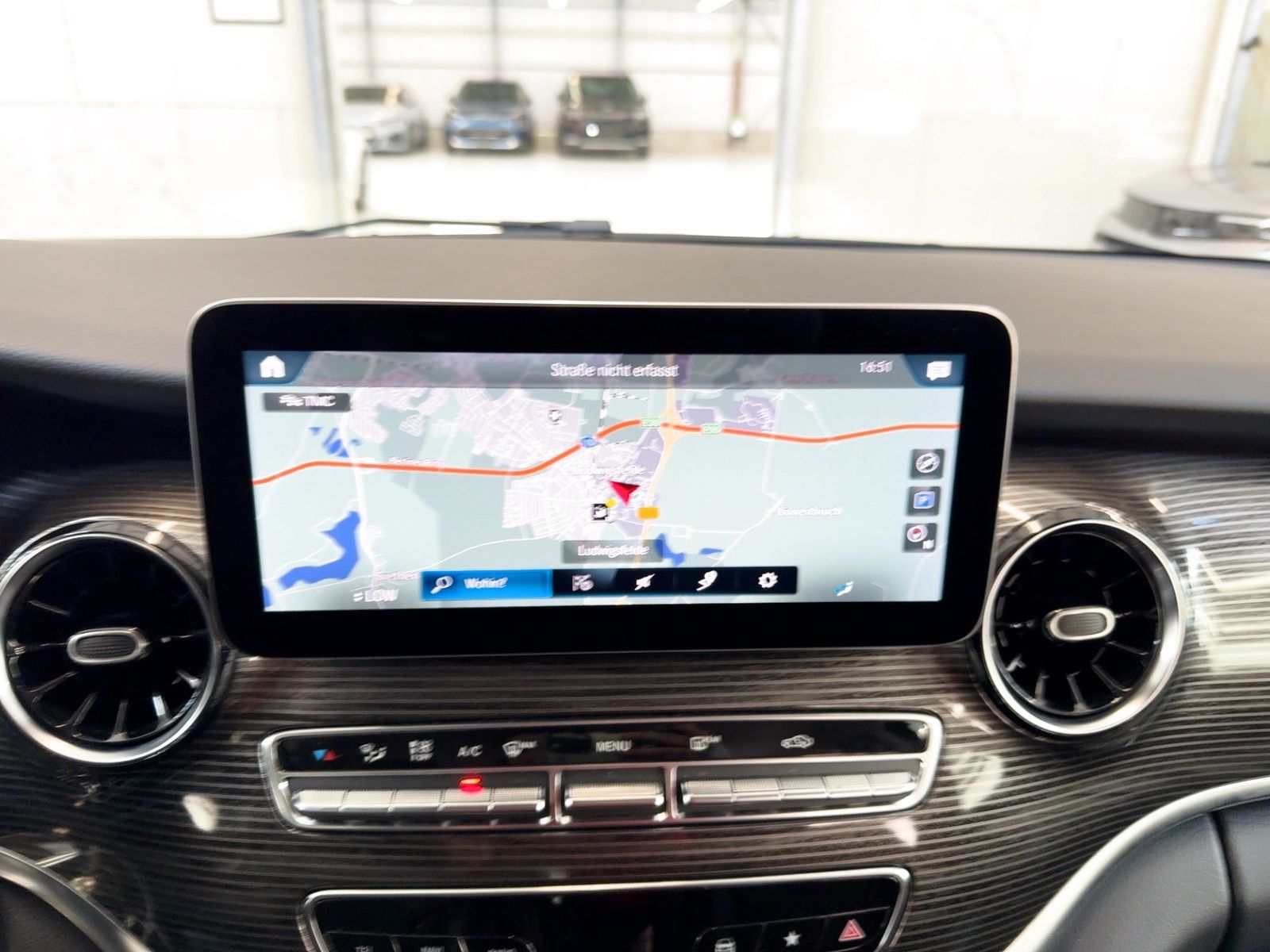 Mercedes-Benz V 220 d Avantgarde lang 360° LED Burmester foto 12