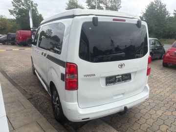 Fahrzeugabbildung Toyota Crosscamp Aufstelldach Navi RFK uvm