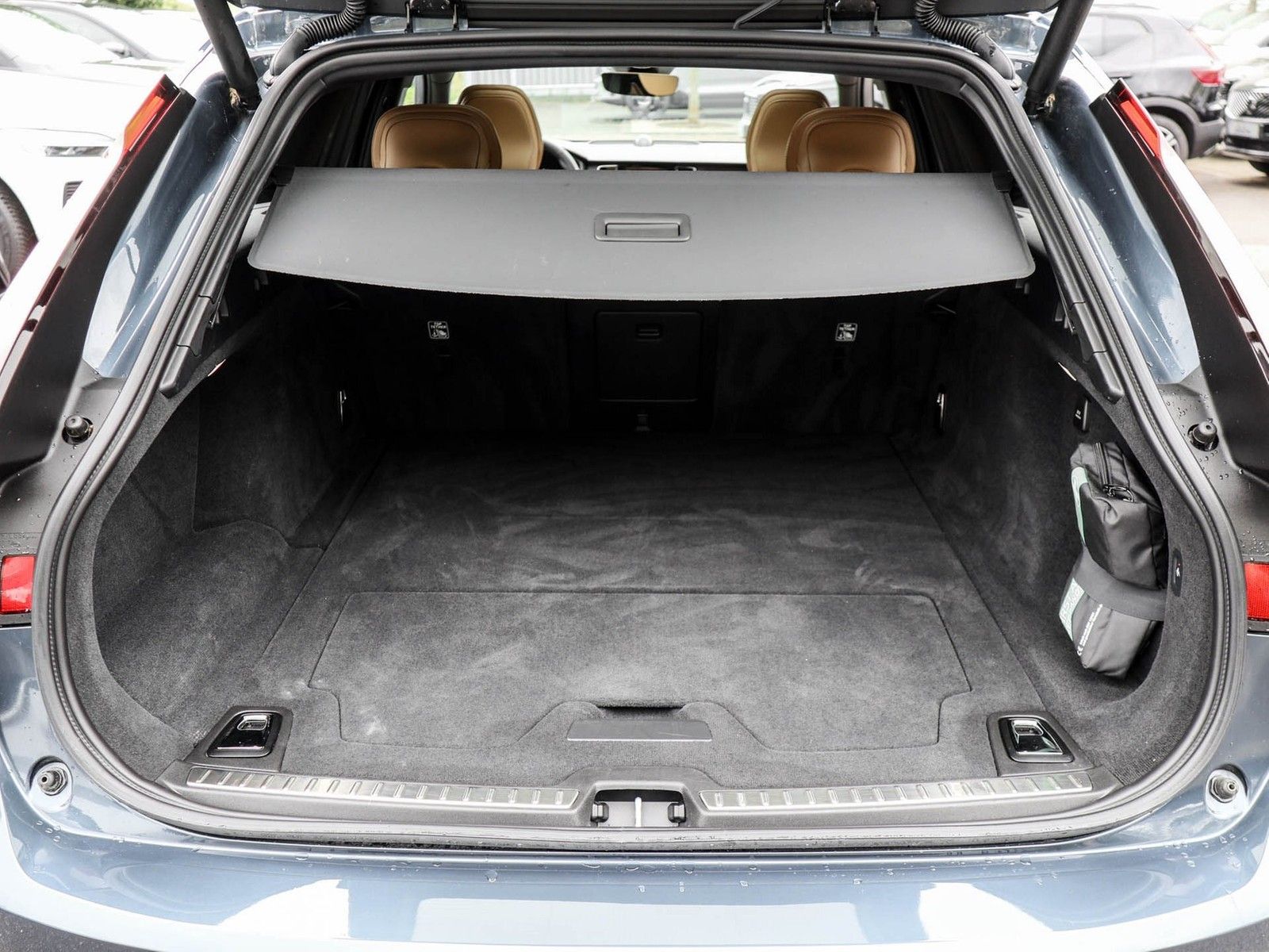 Volvo V90 T6 AWD Plus Bright NP:95.040,-/FOUR-C/AHK/PA foto 10