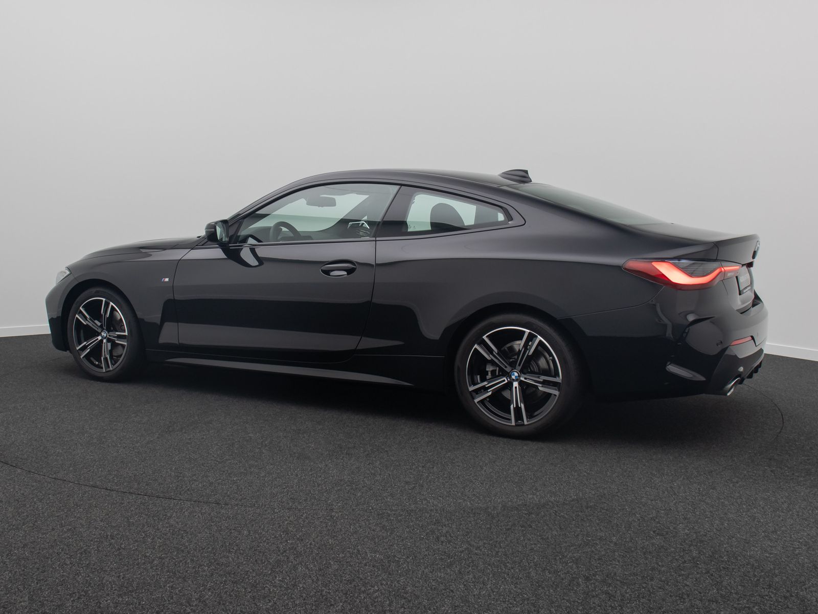 Fahrzeugabbildung BMW 420i Coup&eacute; M Sport Alarm FernlichtAss DAB 18Zoll