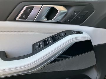 BMW X5 - 12
