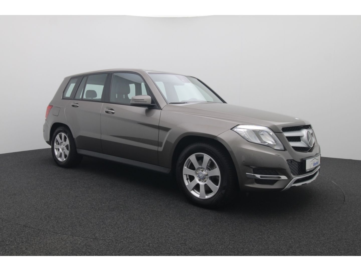 Fahrzeugabbildung Mercedes-Benz GLK 220 CDI BlueEfficiency ACC Navi AHK