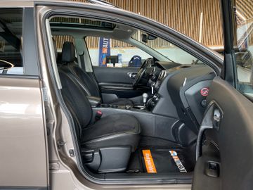 Nissan Qashqai+2 2.0 dCi 3604x4 Aut.*NAVI*AHK*PANO*