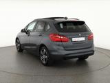 BMW 218d Active Tourer Sport Line LED Navi Panorama - BMW mit Diesel-Antrieb: Sitzheizung