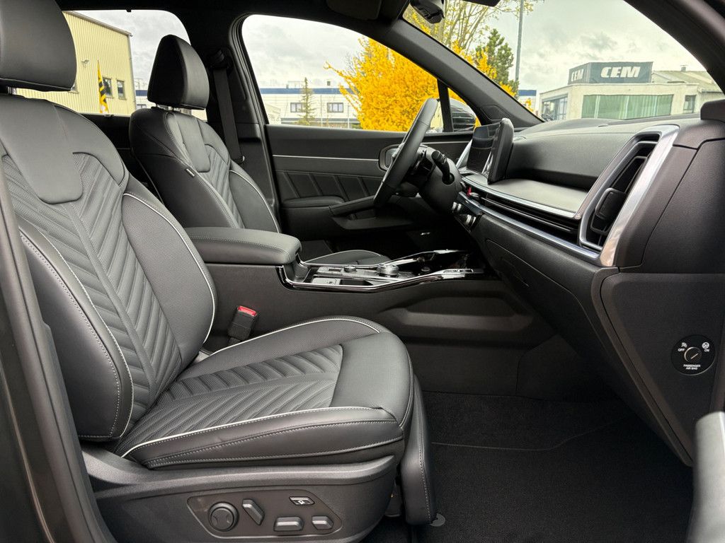 Fahrzeugabbildung Kia SORENTO 2.2D AWD DCT8 PLAT NAPPA PREM AHK