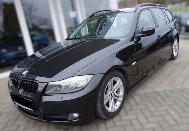 BMW 320 Baureihe 3 Touring 320d Xenon.