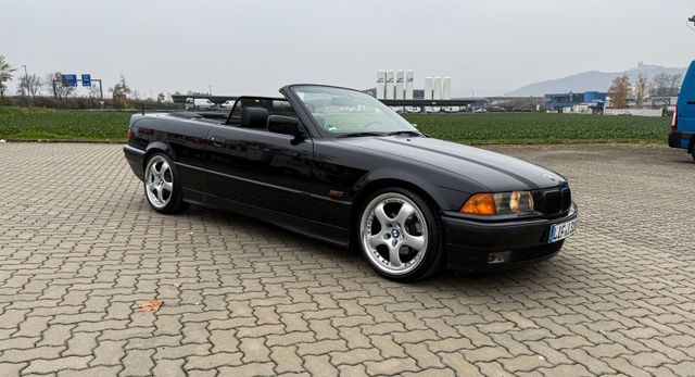 BMW E36 318i Cabrio schwarz / H-Kennzeiche...