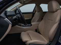 Foto Nummer 35: BMW 330i