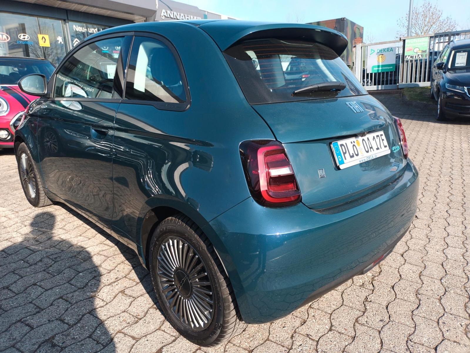 Fiat 500e Icon Tempomat*Digitales Display*Kamera*K...