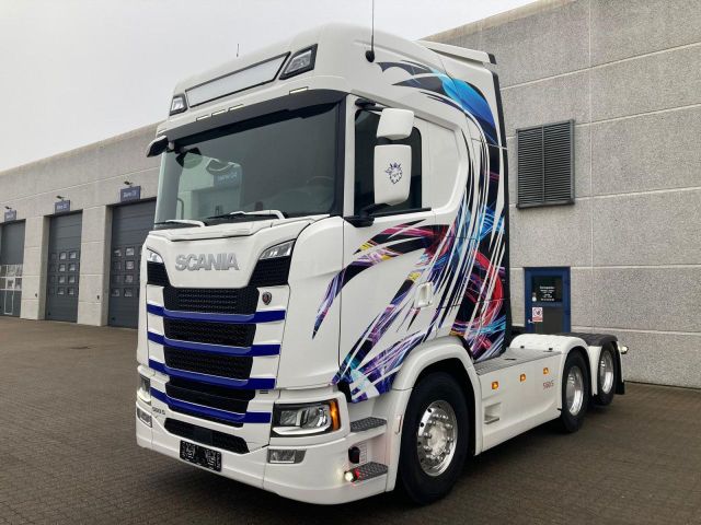 Scania S 560 A6x2NB