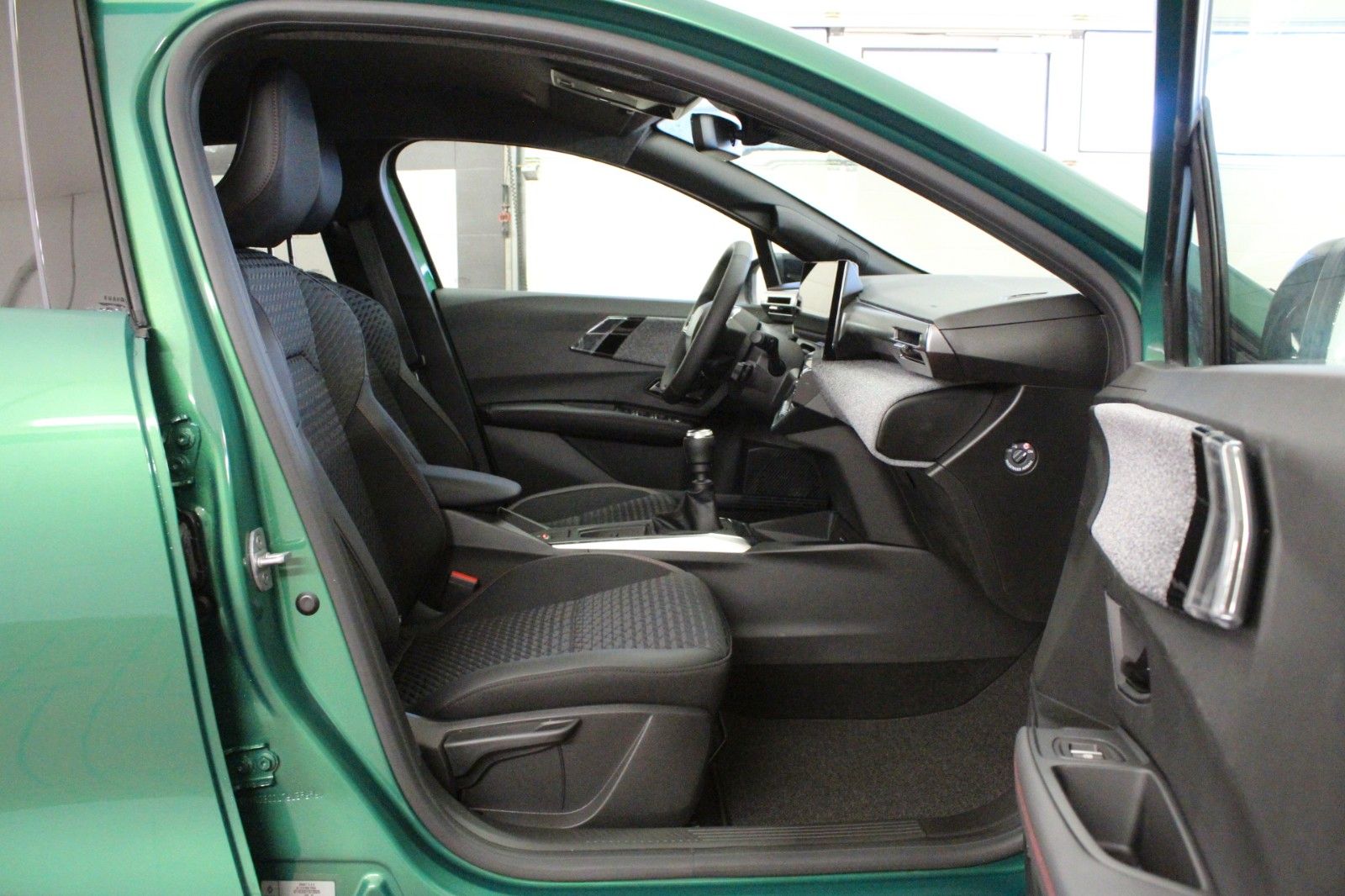 Fahrzeugabbildung Renault Clio VI TCe 115 Techno*Winter-Paket* #15688