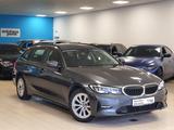 BMW 320d xDrive Advantage Aut/Navi/Park&FernLichtAss