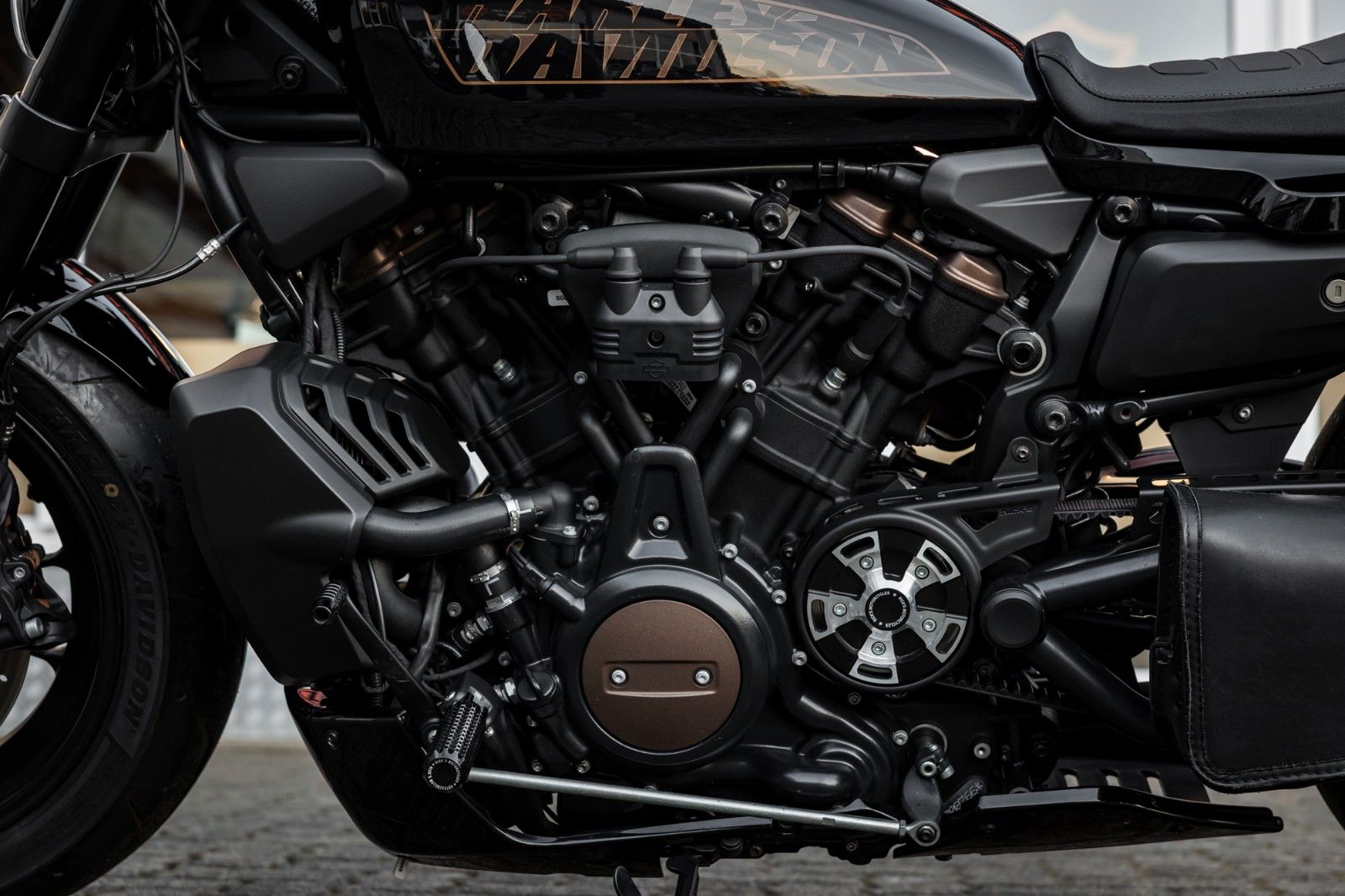 Fahrzeugabbildung Harley-Davidson RH1250S Sportster S - Jekill&Hyde -