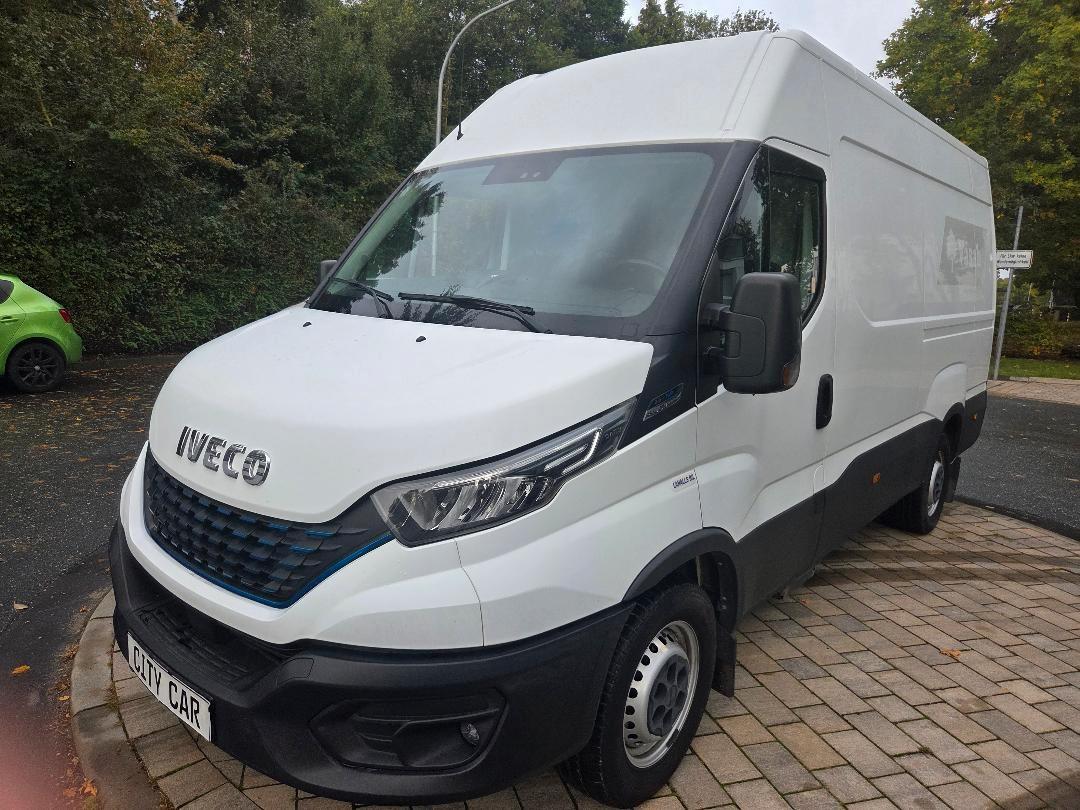 Iveco Daily Kasten HKa 35 S … V Radstand 3520 L CNG