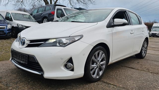 Toyota Auris Hybrid     Automatik,  Tempomat,  Kamera