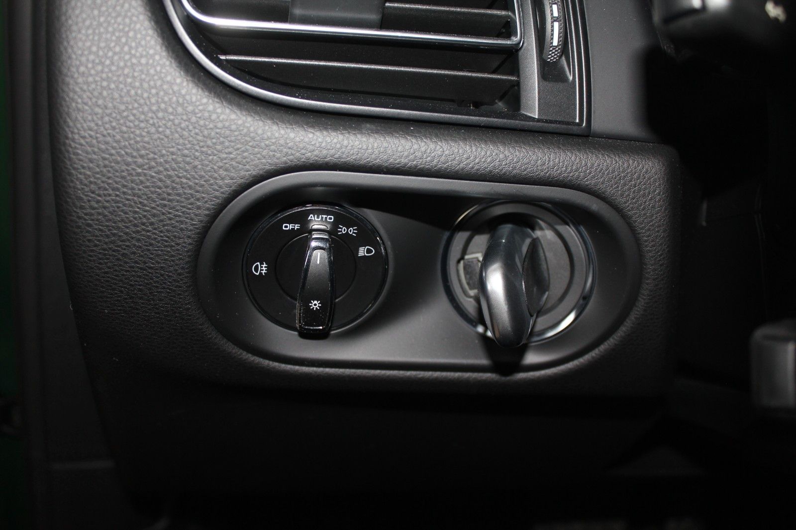 Porsche Macan Panorama RCam BOSE Alcantara Memory foto 15