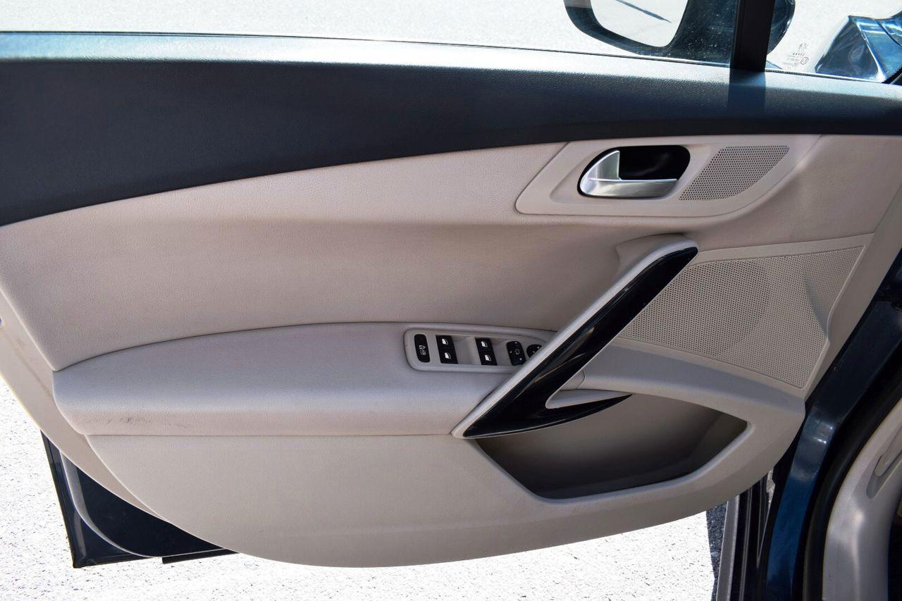Peugeot 508 2011 — photo 8