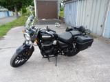 Royal Enfield Meteor 350 Stellar Black - CHOPPER VON 251 BIS 500 CCM