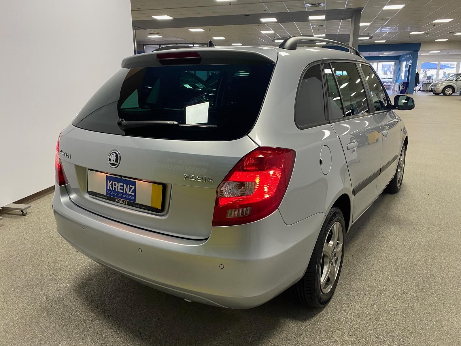 Fahrzeugabbildung SKODA Fabia 1.2 TSI Ambition KLIMA+PDC+SITZHEIZ+ALU+Me