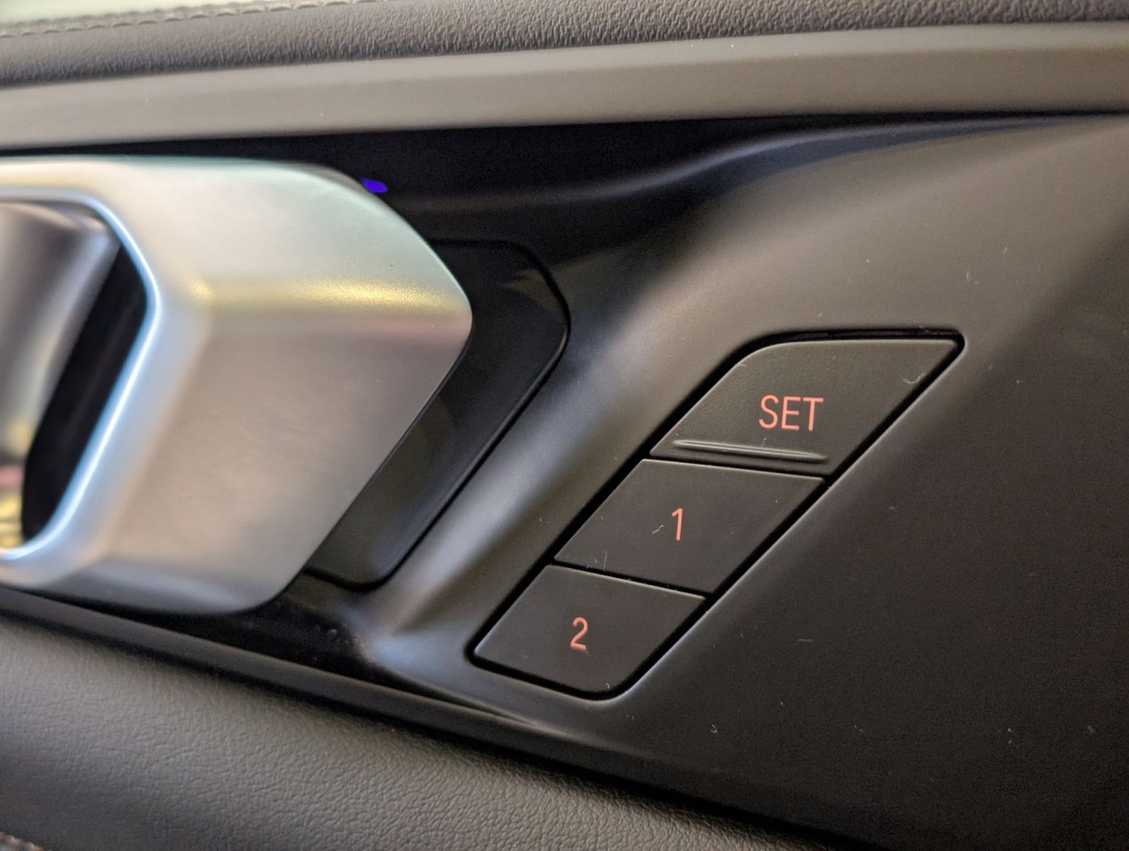 Fahrzeugabbildung BMW X5 30d xDrive M-Sport Innovati AHK H&K UPE:105T€