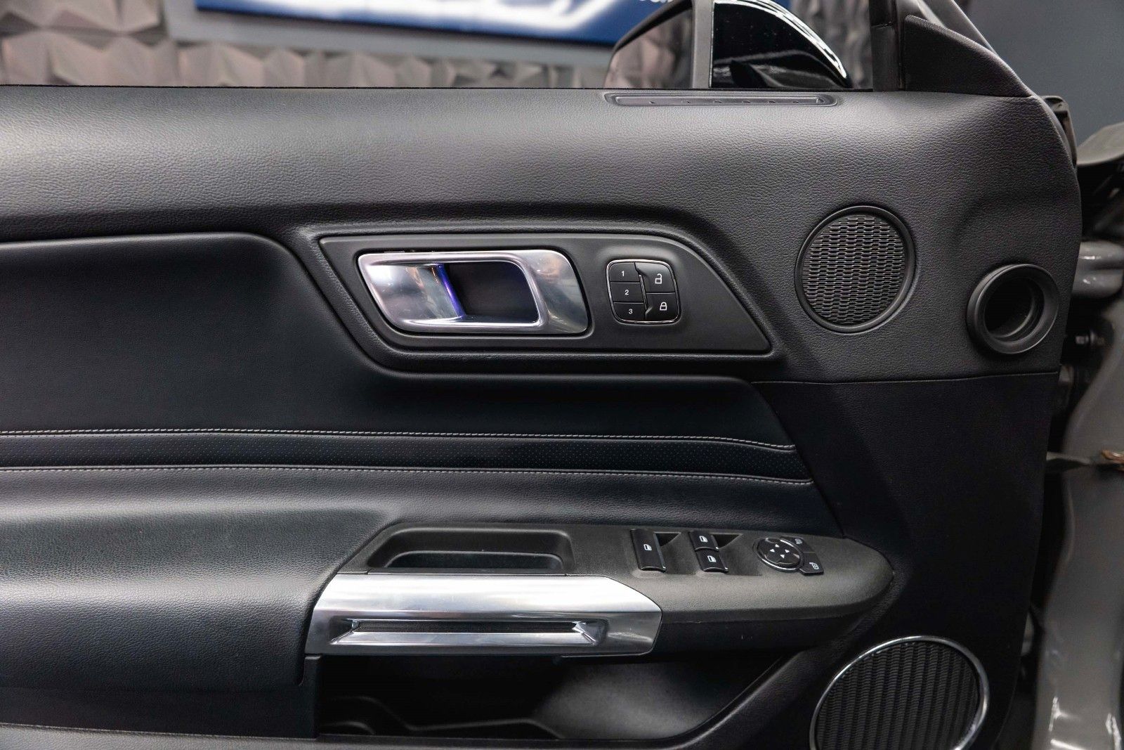 Fahrzeugabbildung Ford Mustang Shelby GT 500 5.0 V8 PREMIUM Performance