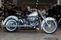 Harley-Davidson FLSTN Softail Deluxe Chicano Custom