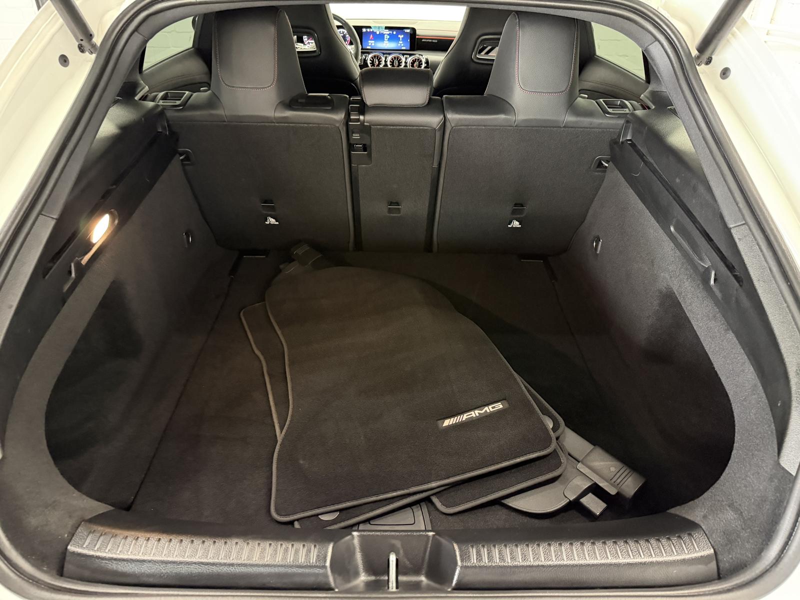 Mercedes-Benz CLA 35 AMG Shooting Brake 4M Speedshift 8G-DCT