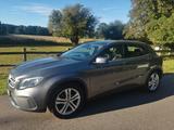 Mercedes-Benz GLA 220 d DCT - - Mercedes-Benz GLA 220 von privat