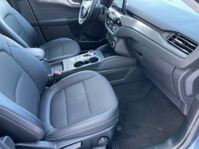 Fahrzeugabbildung Ford Kuga 2.5 Duratec Plug-in-Hybrid PHEV Titanium Au