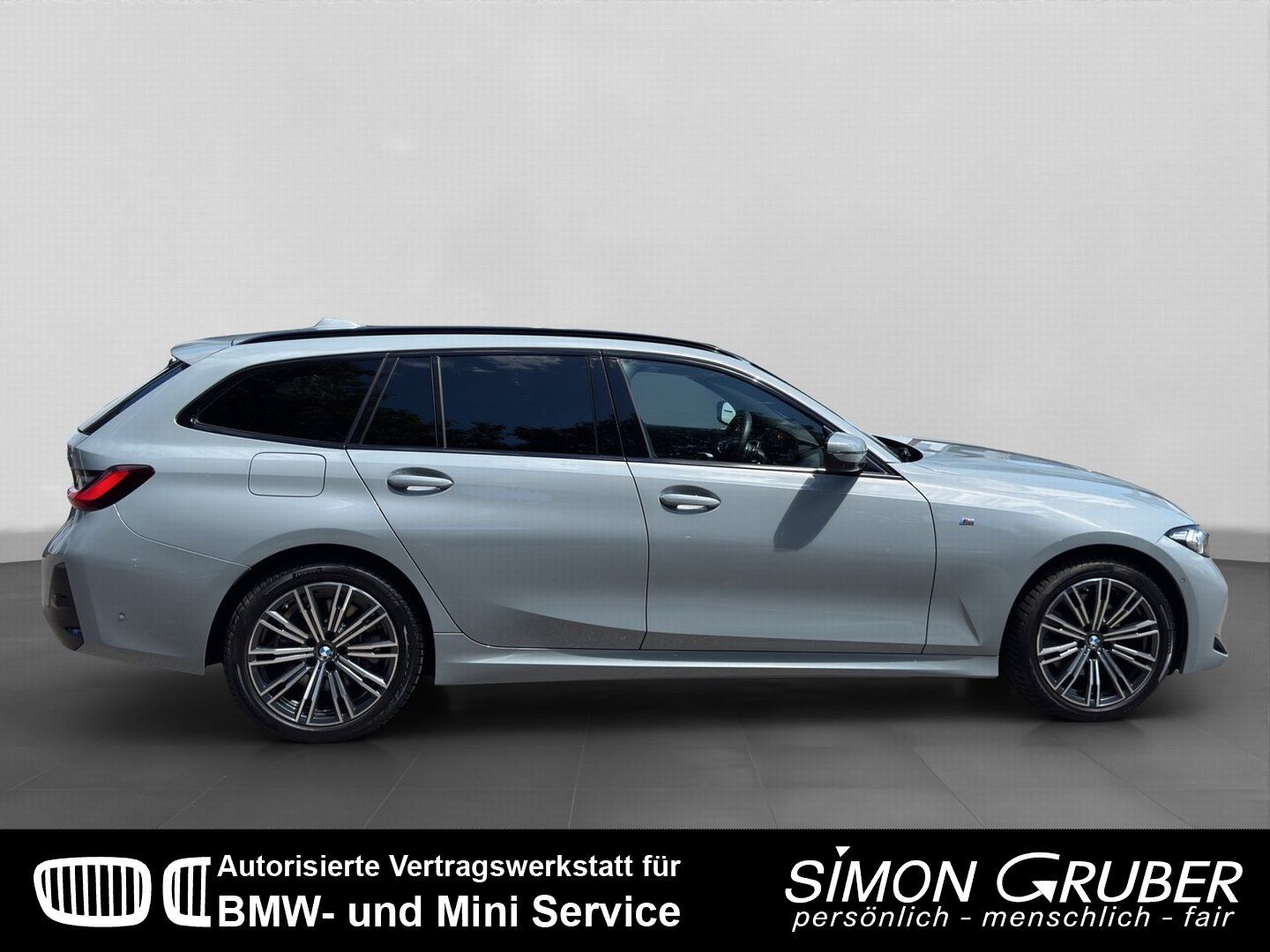 Fahrzeugabbildung BMW 330e Touring M Sport Live Prof Innovation HUD