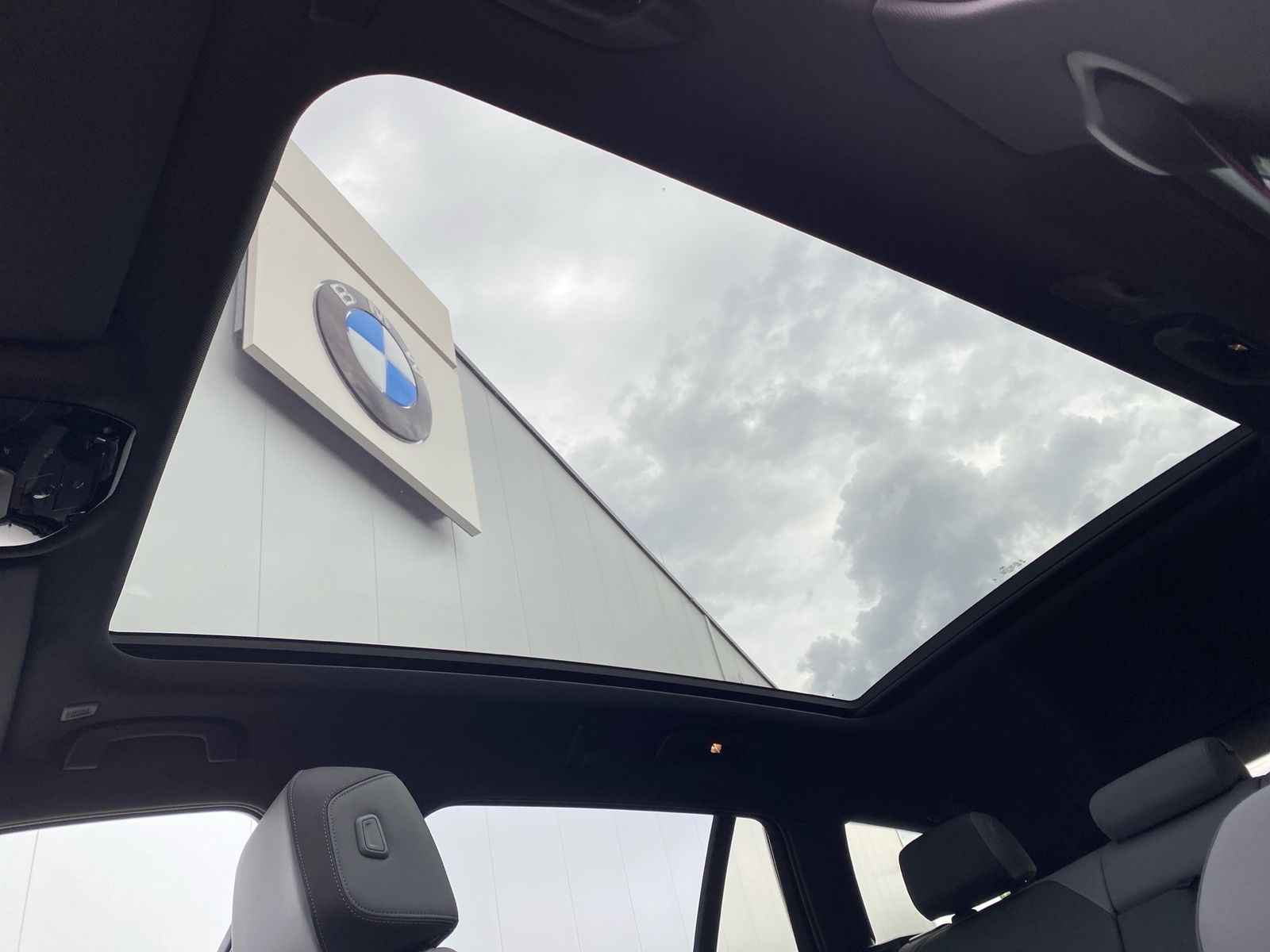 BMW i5 - Bild 8