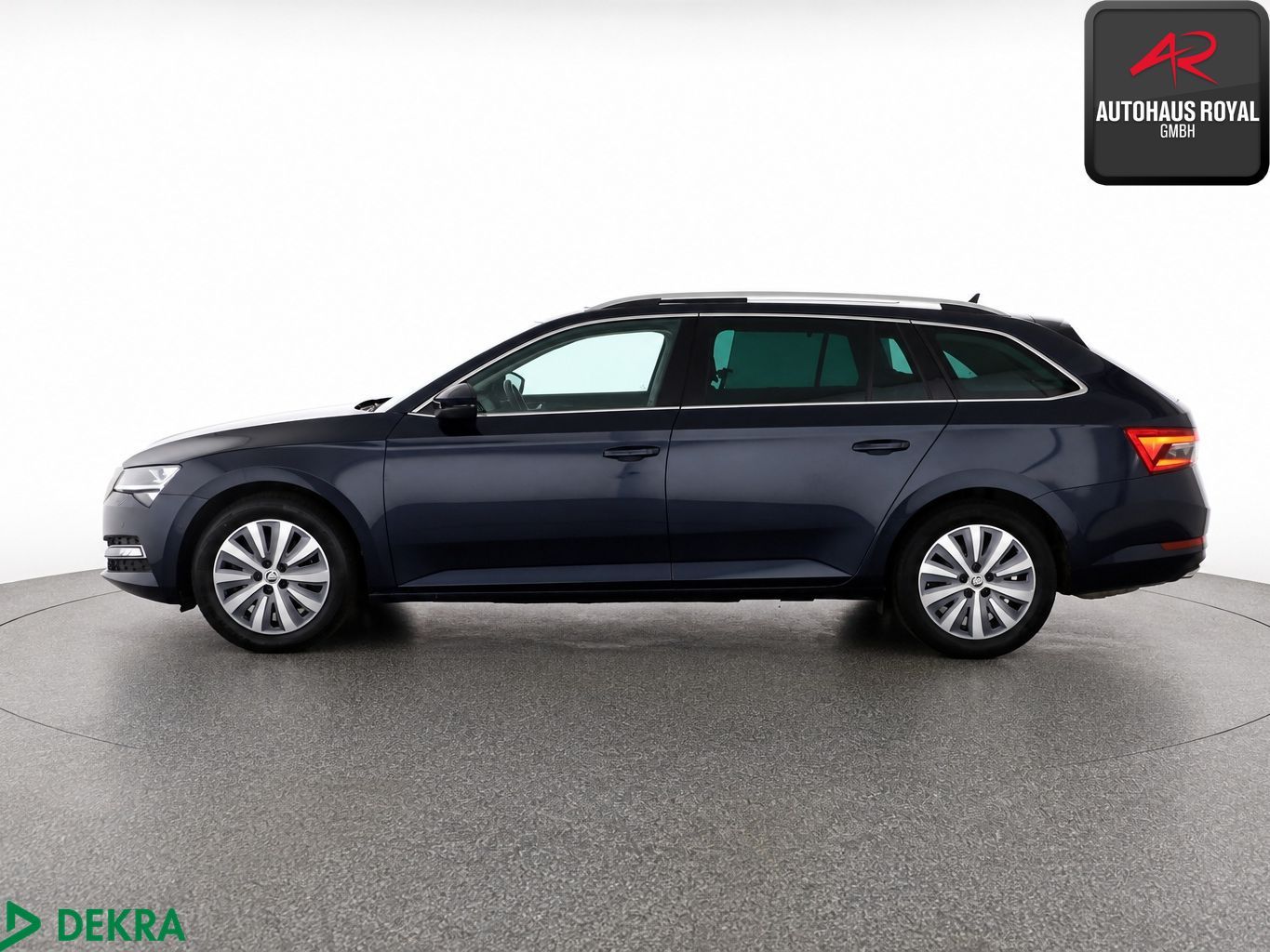 Skoda Superb Combi 2.0 TSI 4x4 PANO,360GRAD,MASSAGE,SH foto 2