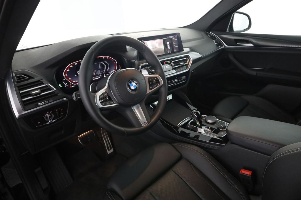 Image of BMW X4