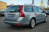 Volvo V50 Kombi 2.0 D Summum*TOP AUSSTATTUNG*GARANTIE* - Volvo V50: Leder, Schiebedach