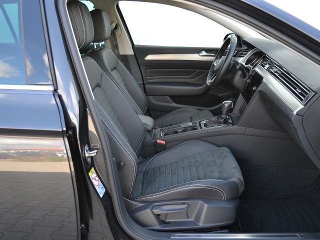Passat Variant 2.0 TDI DSG Elegance AHK/MATRIX/N