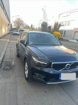 Volvo XC40 T4 Momentum Pro Geartronic Momentum Pro - Volvo XC40 Gebrauchtwagen in Frankfurt