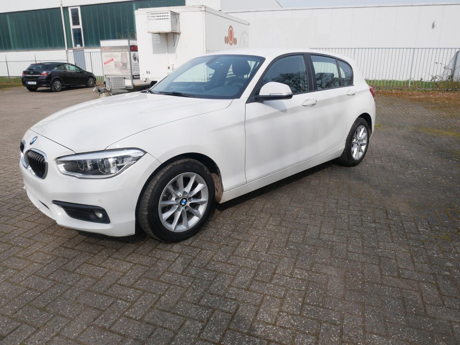 BMW 118 i