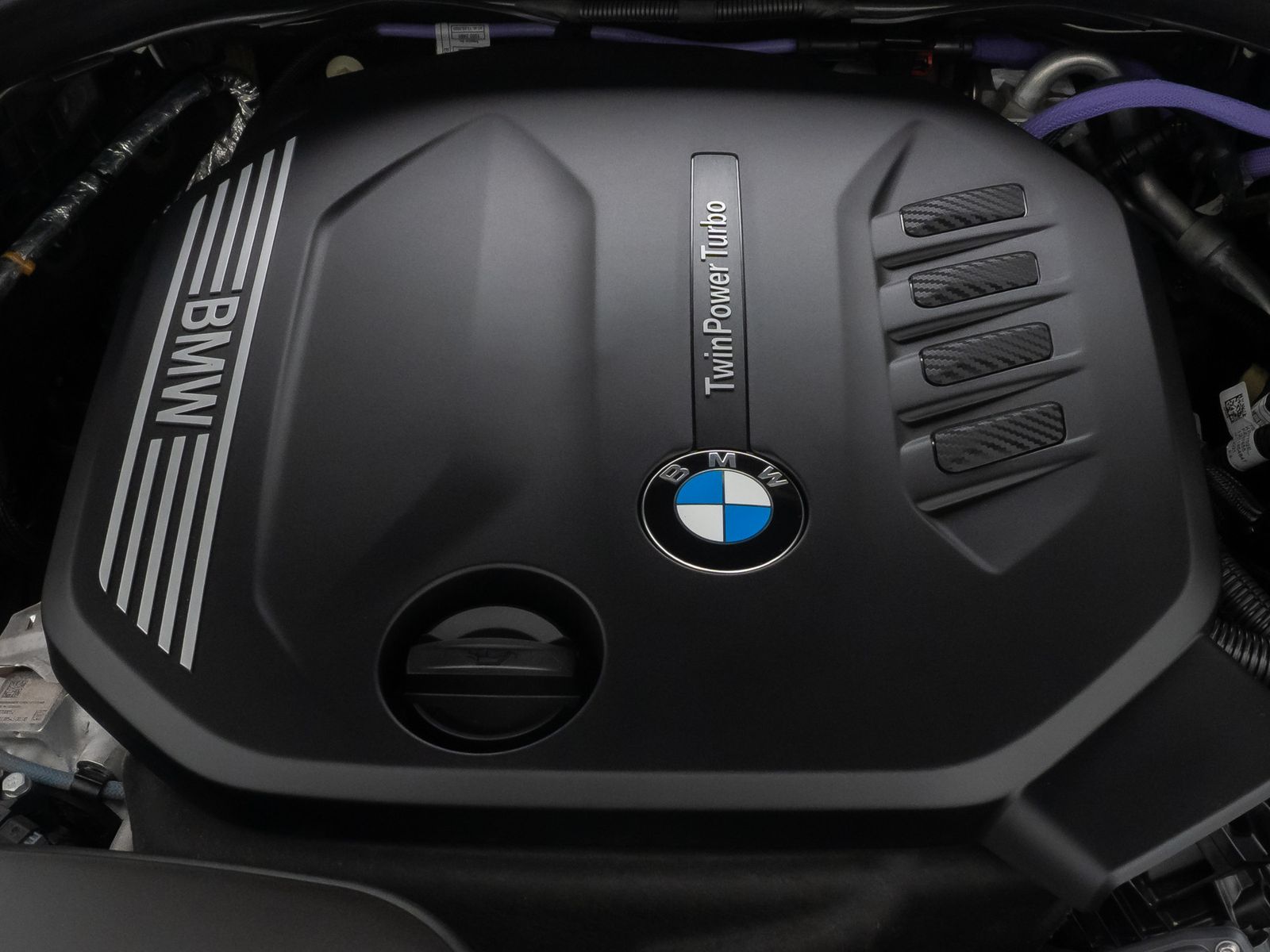 Fahrzeugabbildung BMW 320d xD Sport Line H/K DAB AHK Kamera 18Zoll